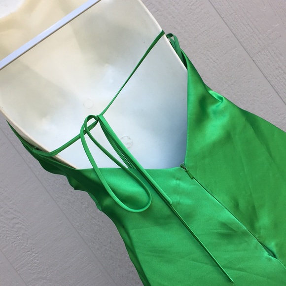 Cache cutout Sequin Halter prom dress - Picture 3 of 4